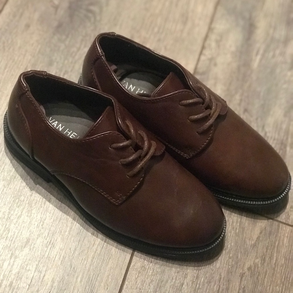Van Heusen Boys Dress Shoes - Brown